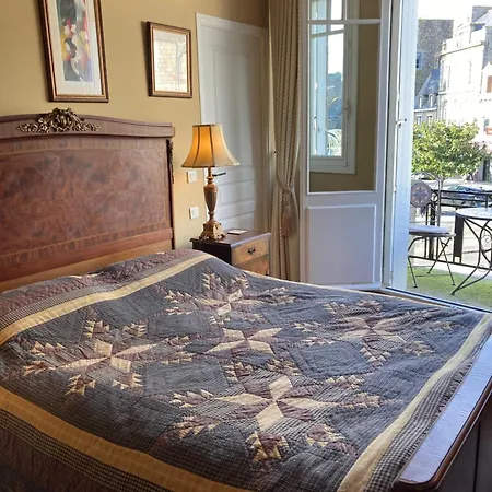 Maison De * Broons
